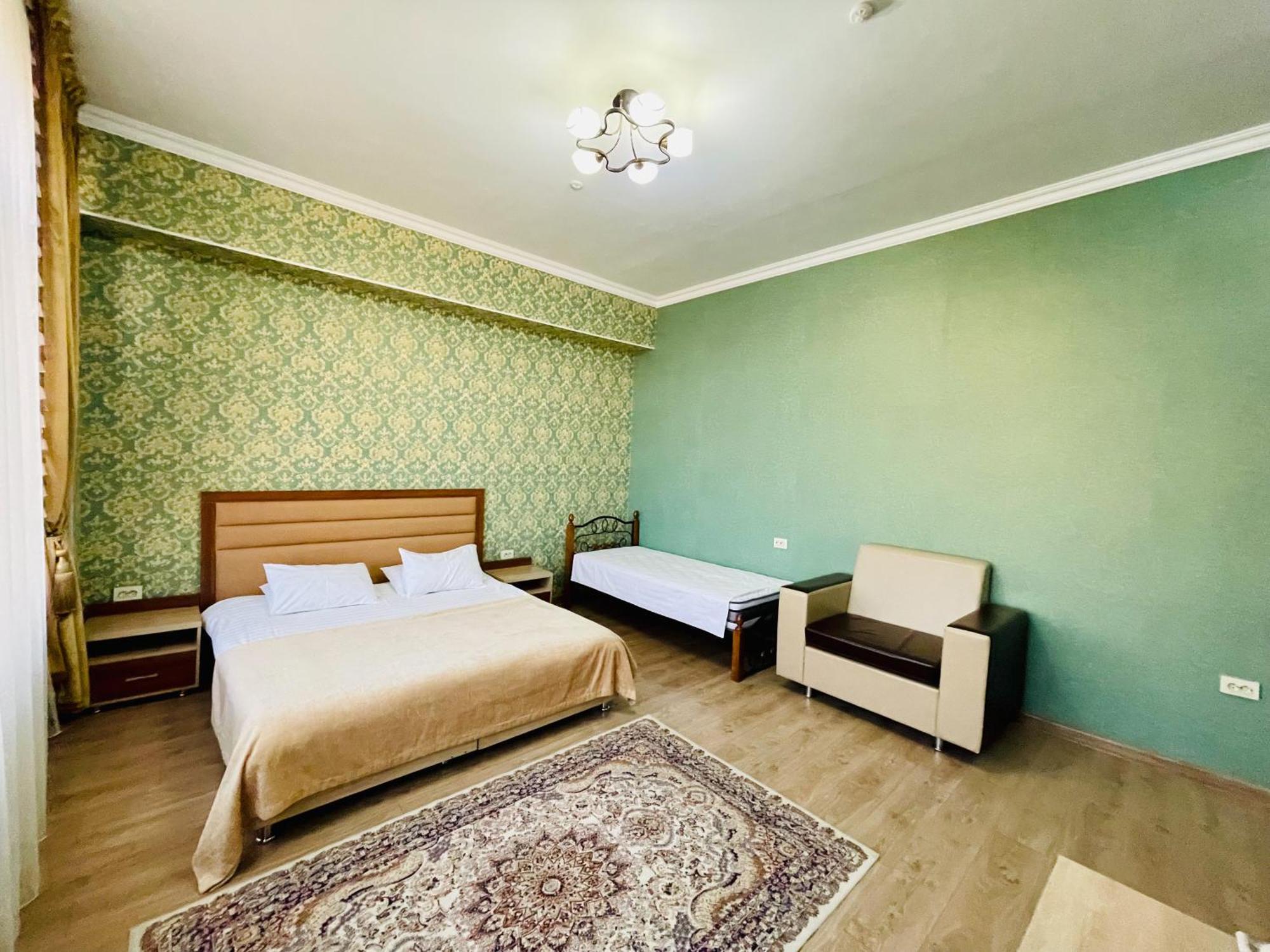 Dostyk Hotel Kyzylorda Exterior photo